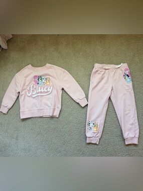 Girls Bluey matching set sweatshirt and sweatpants pink 4T